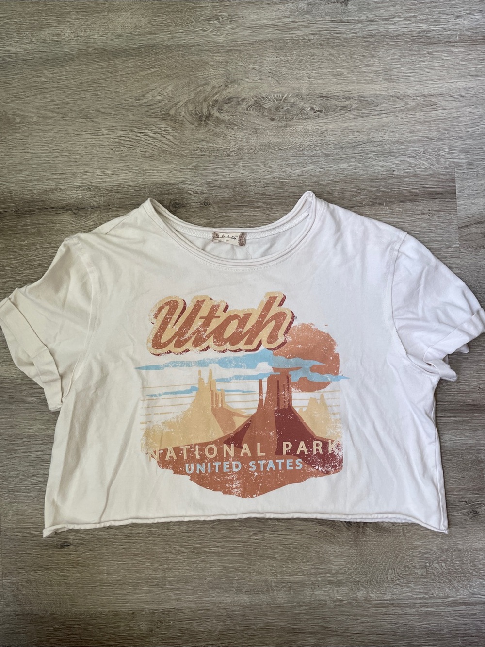 Altar’d State | Utah crop top size medium